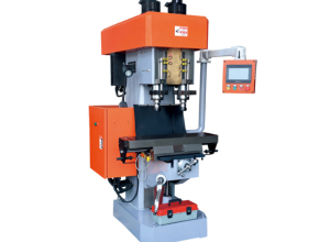 ZSK4150x2-IIZSK4132x2-II立式雙軸(zhóu)複合機(伺(si)服)